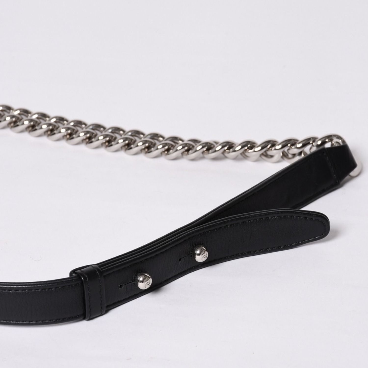 新品同様 CHANEL シャネル マトラッセ ボーイシャネル チェーンウォレットショルダーバッグ 22番台 ファブリックメッシュ 中古 4a000618 CHANEL - 新品同様 CHANEL シャネル マトラッセ ボーイシャネル