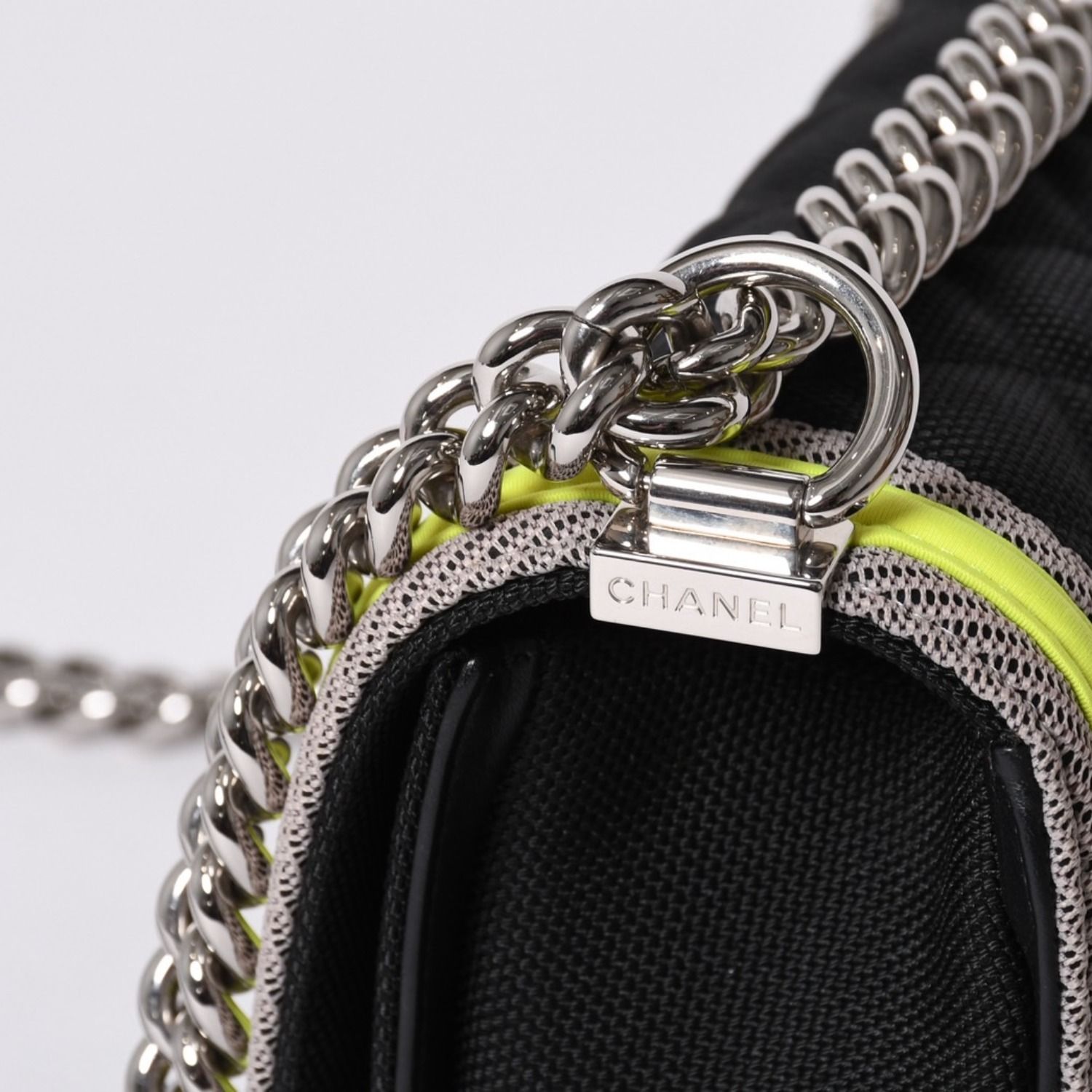 新品同様 CHANEL シャネル マトラッセ ボーイシャネル チェーン