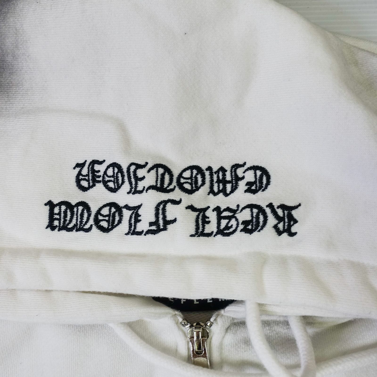 CO5438 REFLEM レフレム クロス刺繍ZIPフーディー ジップアップ