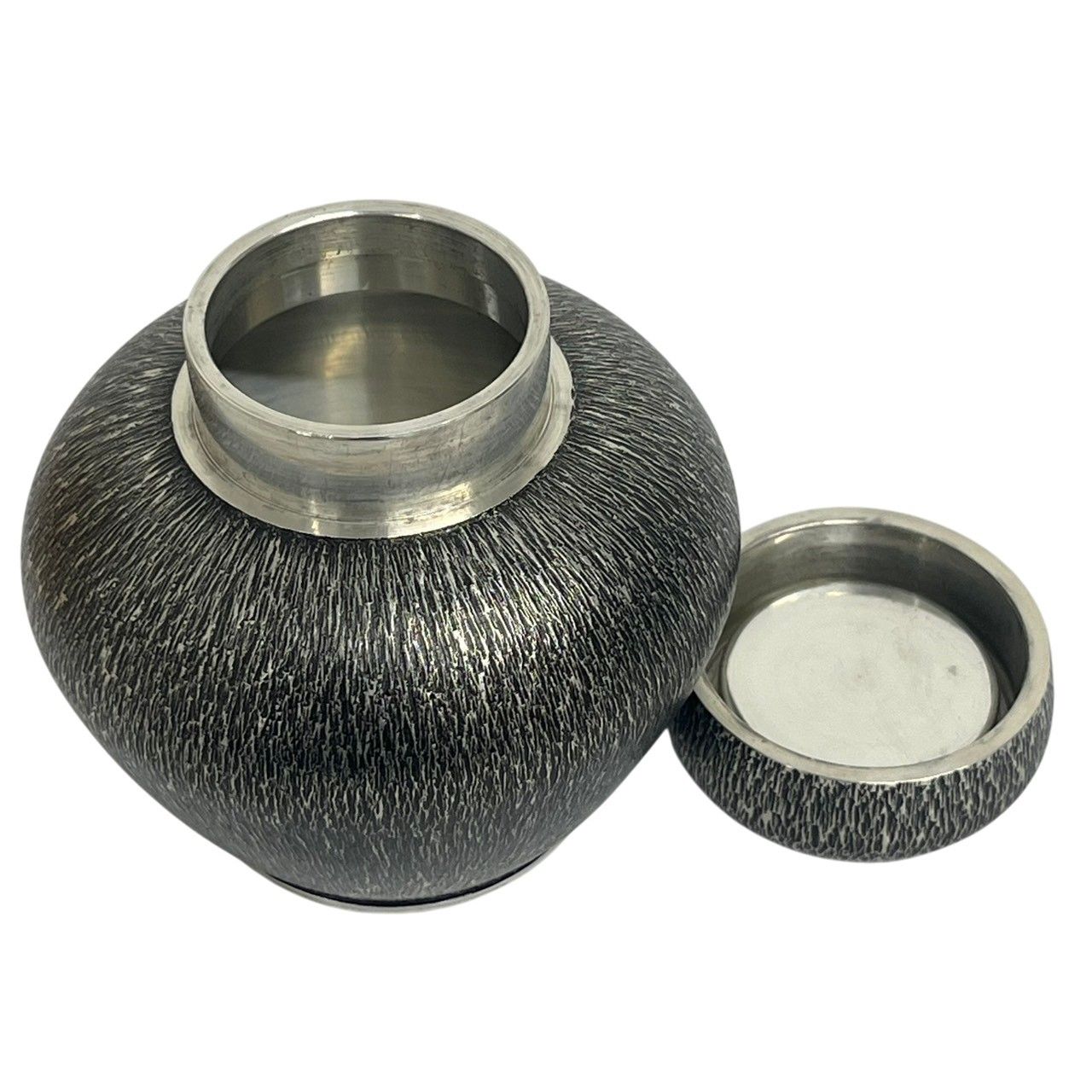 錫半 本錫松柄茶壷【極上品】お茶道具／共箱 錫半 本錫松柄茶壷【極上