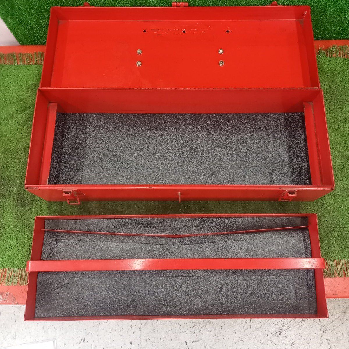 訳アリ 商品説明欄必読】【中古】スナップオン(Snap-on) 工具箱 KRA