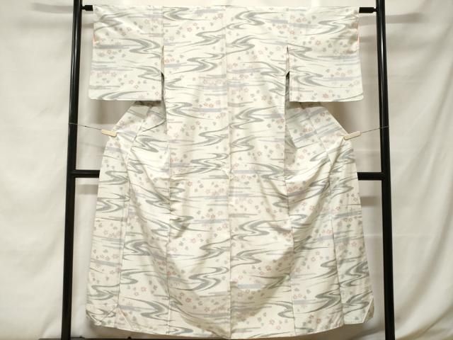 平和屋着物■上質な紬　流水舞花文　正絹　逸品　CABF4294ev 平和屋着物□上質な紬 流水舞花文 正絹 逸品 CABF4294ev - メルカリ