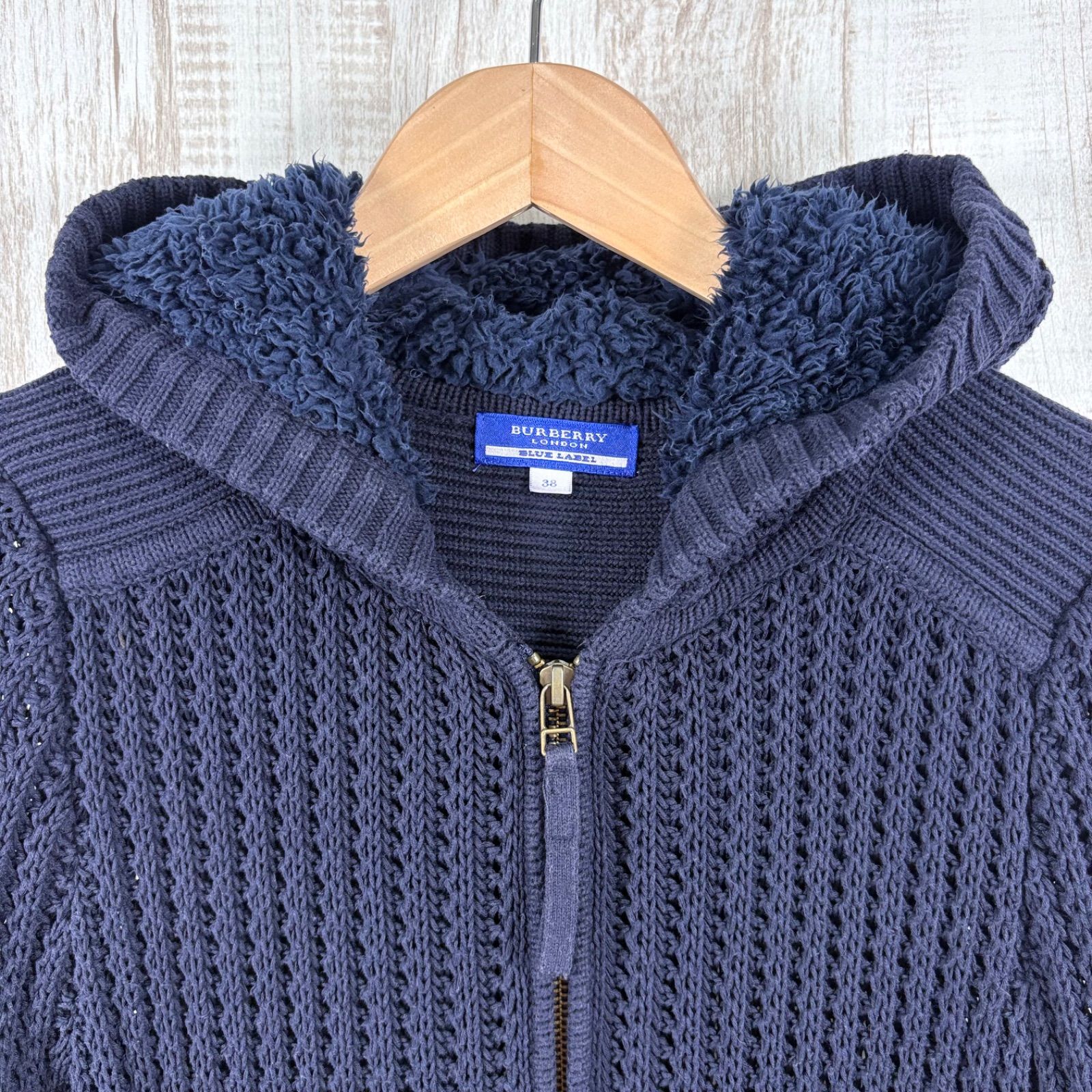 BURBERRY BLUE LABEL バーバリーブルーレーベル 金ボタン ボアフーディ