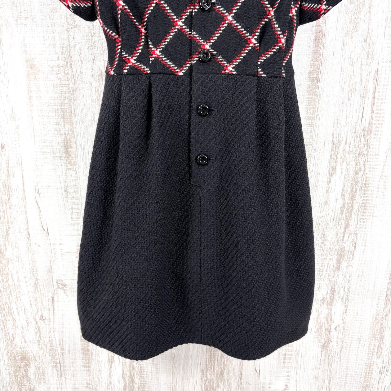 美品✨バーバリー ツイード ウール チェック 半袖ワンピース プリーツ ブラック 美品 BURBERRY BLUE LABEL バーバリーブルーレーベル チェック 切替