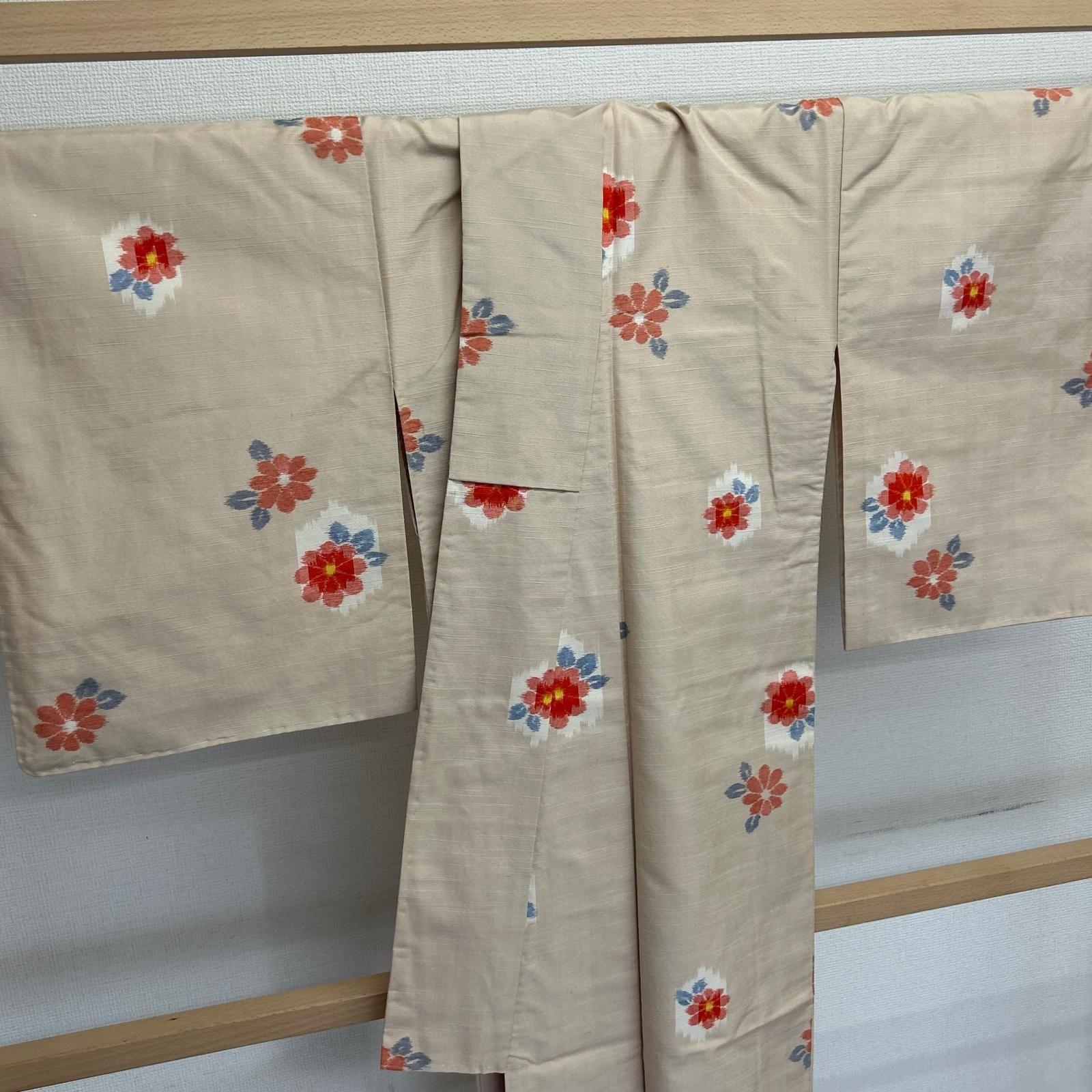 真綿紬 飛び柄 花柄 正絹 着物 MK-6941 - メルカリ