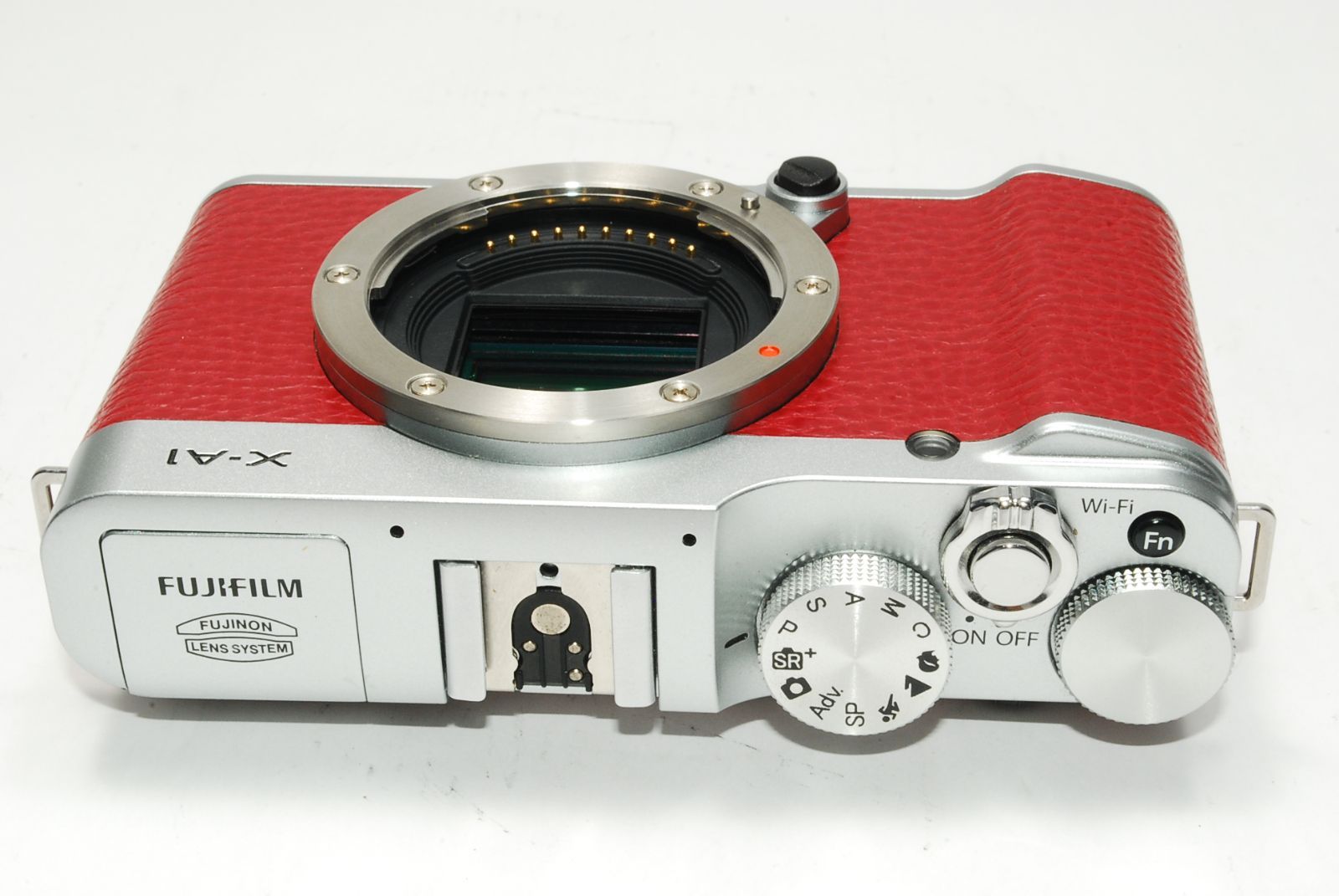 □ 超美級 □ FUJIFILM 富士フィルム X-A1 ボディ レッド 【公式通販】