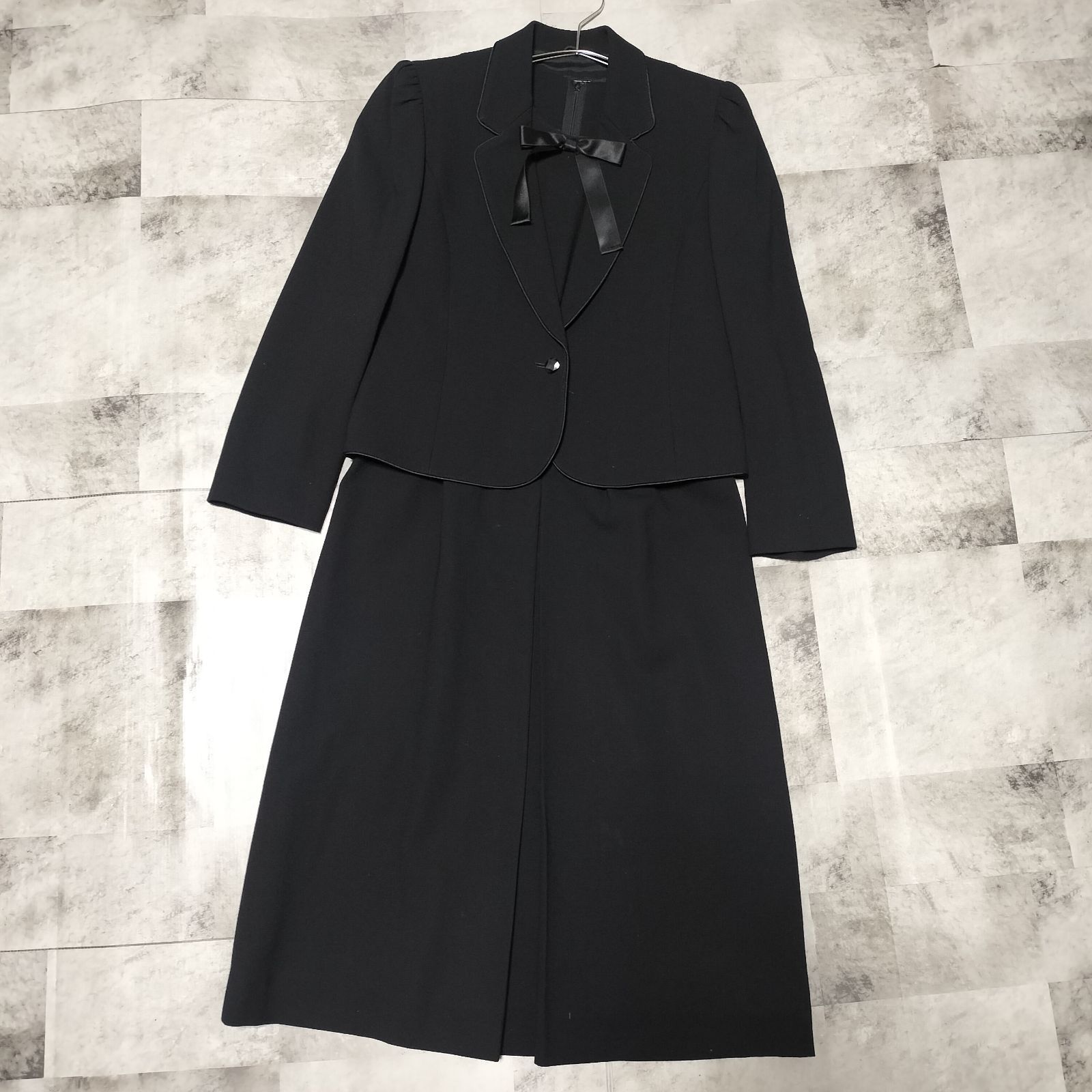 美品】TOKYO SOIR 東京ソワール ワンピース ブラックフォーマル 9号 М