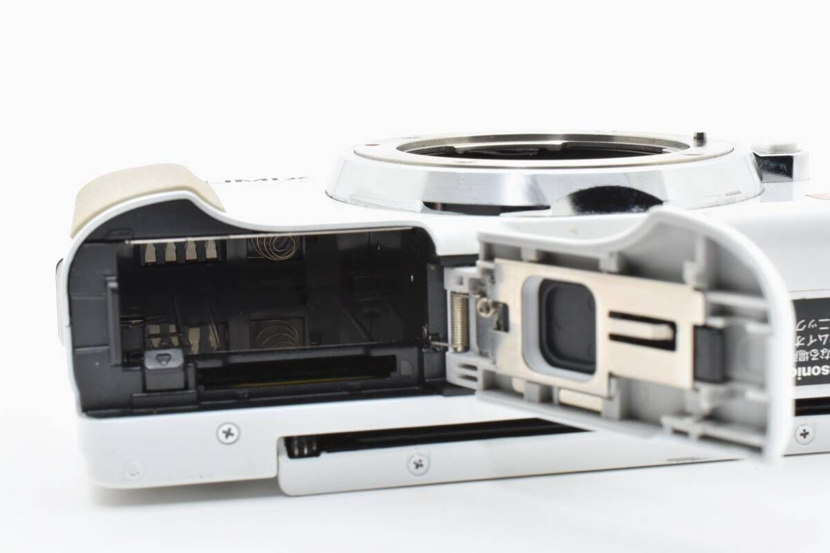 わどう カメラ ☆美品☆ Panasonic パナソニック LUMIX DMC-GF6 ボディ ミラー