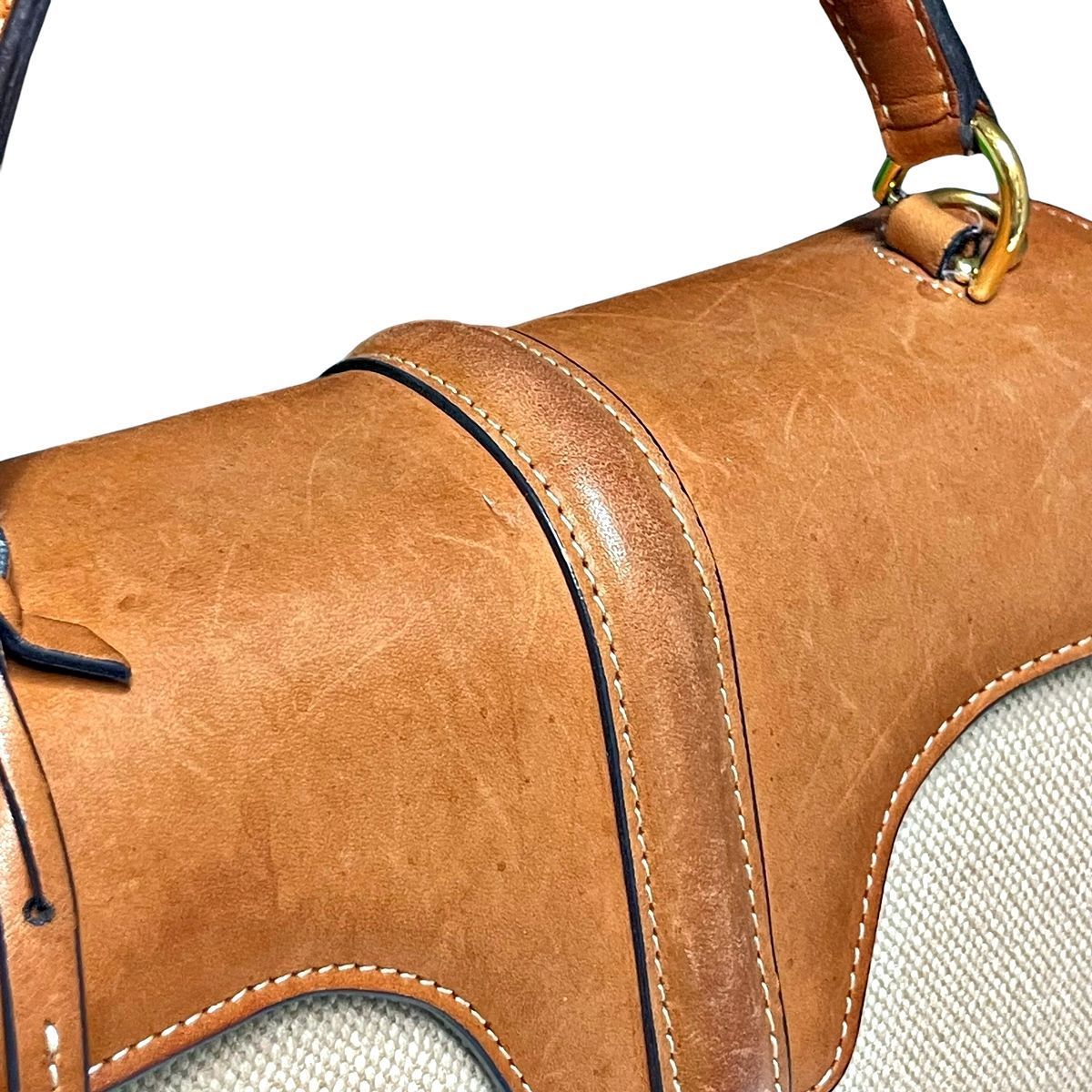【中古】 CELINE セリーヌ ショルダーバッグ スモール16セーズバッグ テキスタイル&amp;ナチュラルカーフ 188002ENK.02NT キャンバス ハンドバッグ 2way ゴールド金具 レディース 25033507 MK 中古】 CELINE セリーヌ ショルダーバッグ スモール16セーズバッグ