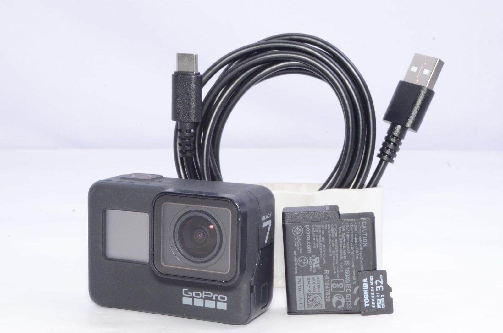 GoPro HERO7 ブラック CHDHX-701-FW - メルカリ