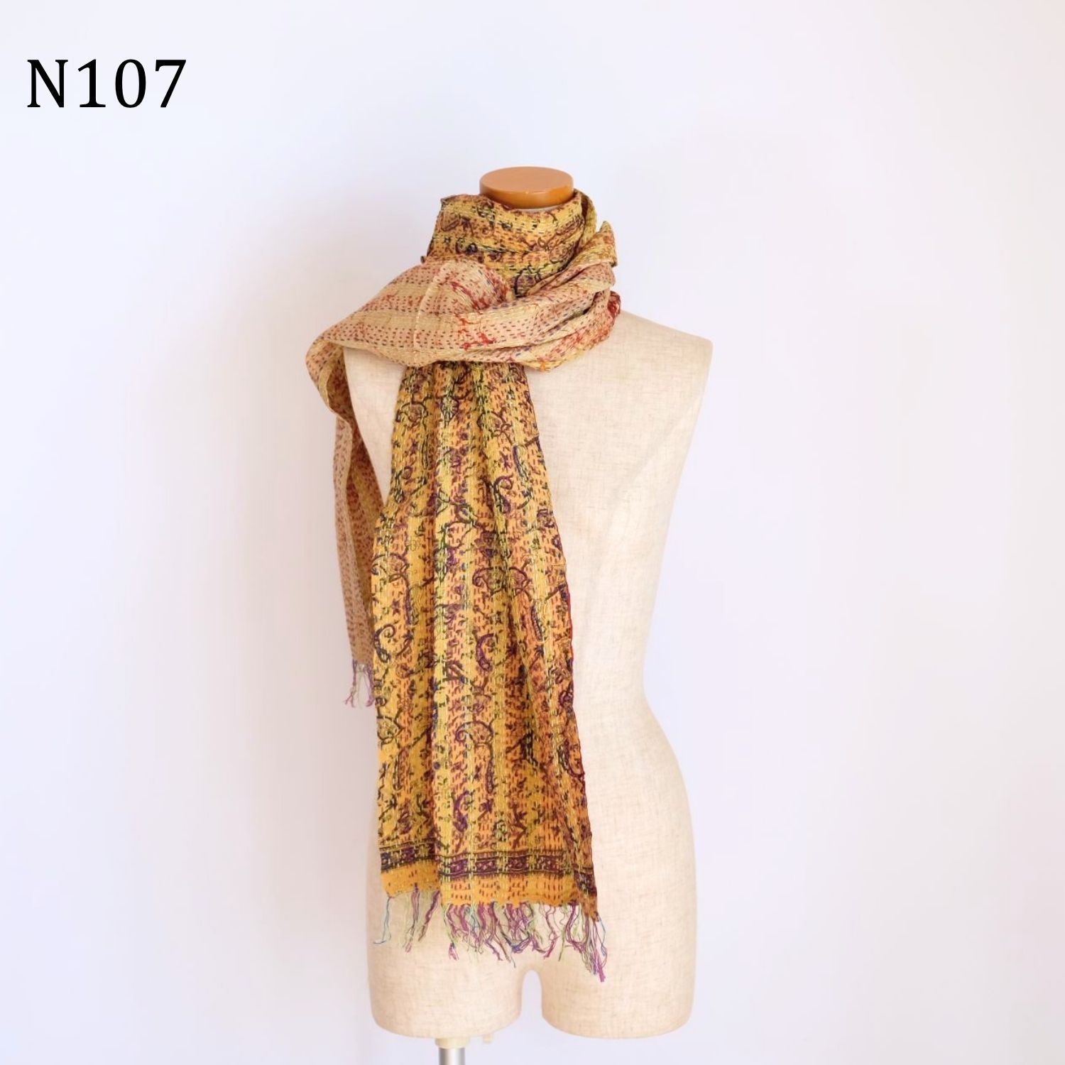 シルクカンタ ストール 約50×200cm インド刺し子布 N105～N109 - メルカリ