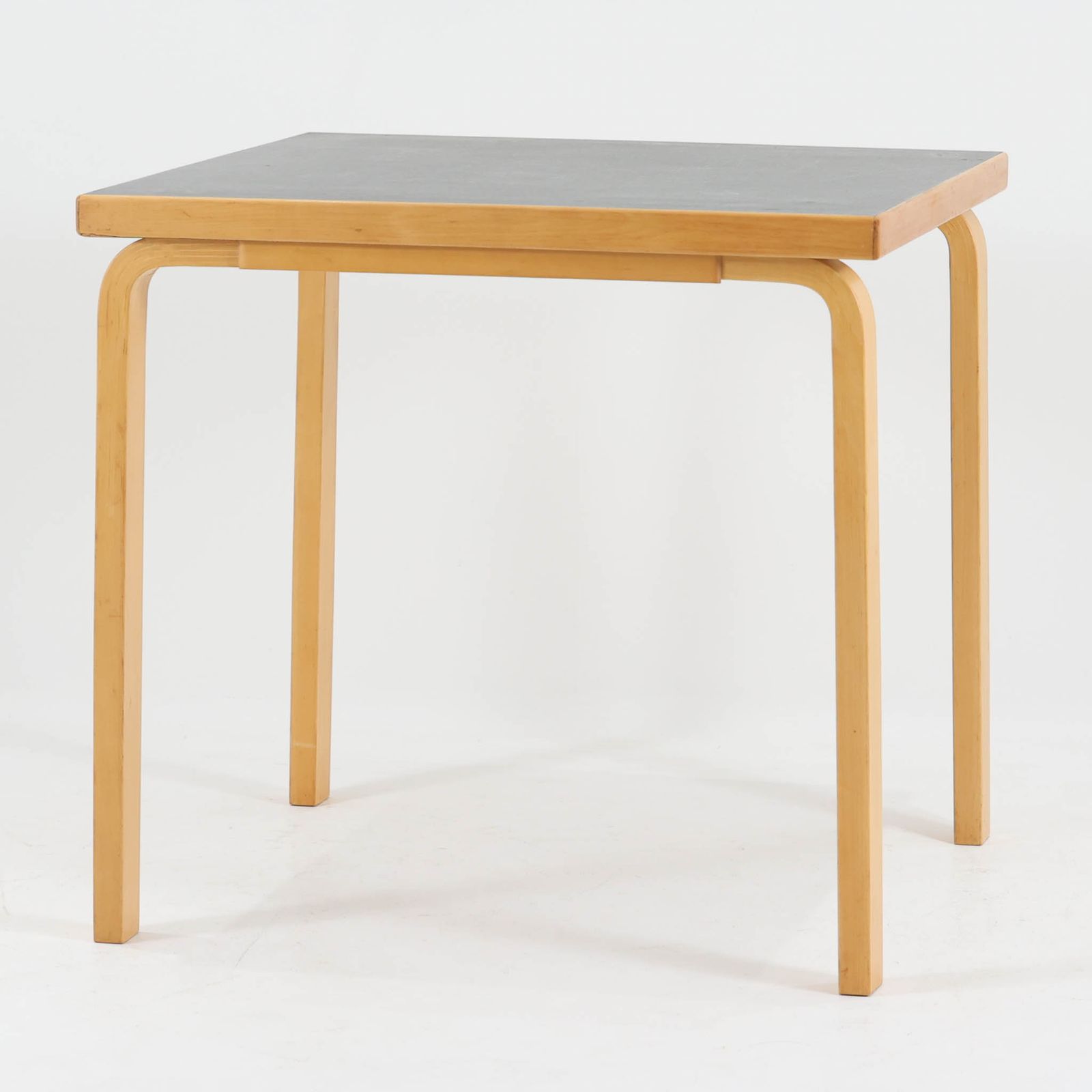 Alvar Aalto 正方形ダイニングテーブル 81C バーチ×リノリウム 幅75cm