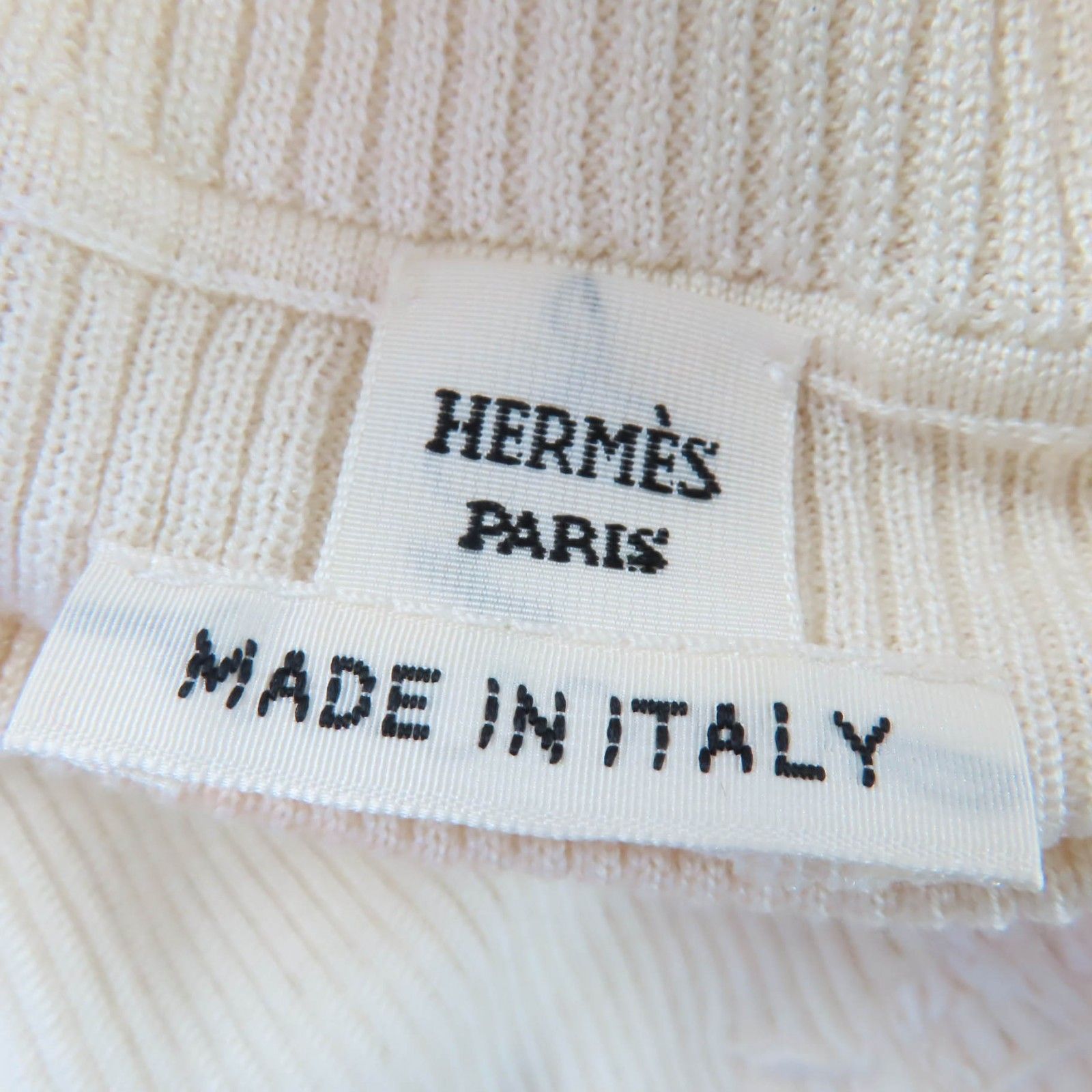 極美品☆HERMES エルメス 24AW 4H2624D9 シルク ウール カレーシュ刺繍 タートルネック 長袖 ニット アイボリー 36 イタリア製 レディース 極美品☆HERMES エルメス 24AW 4H2624D9 シルク ウール カレーシュ刺繍