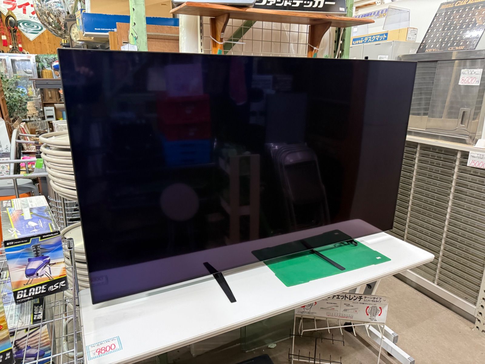 店頭引き取り 65V型 4K有機ELテレビ 2023年 壁固定金具もあり