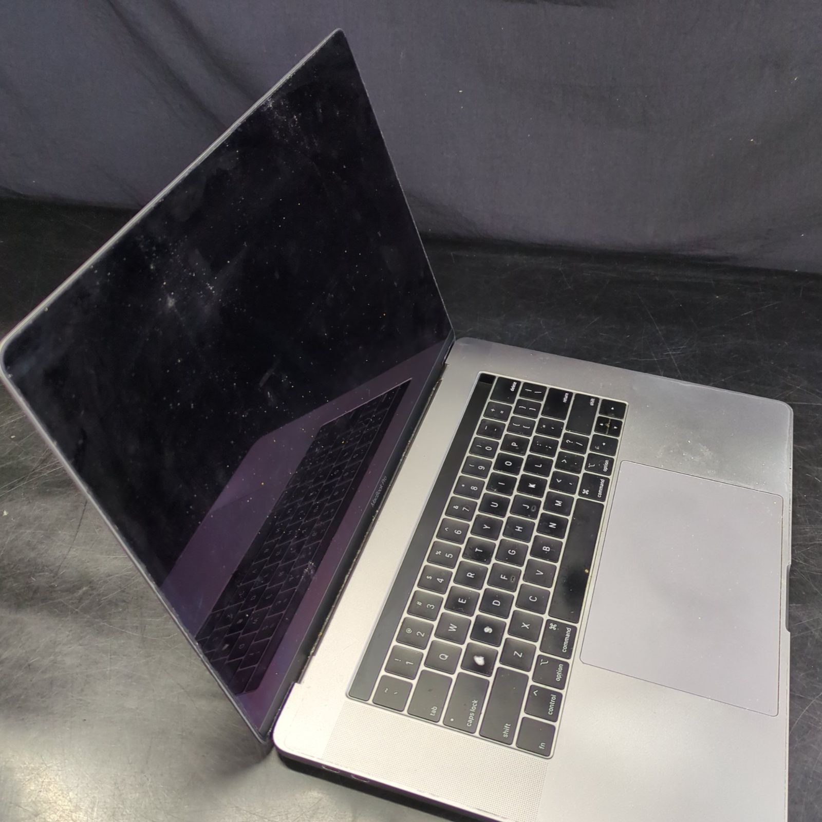 ジャンク / MacBook Pro 2018 - 15インチ スペースグレイ ジャンク】MacBook Pro 15
