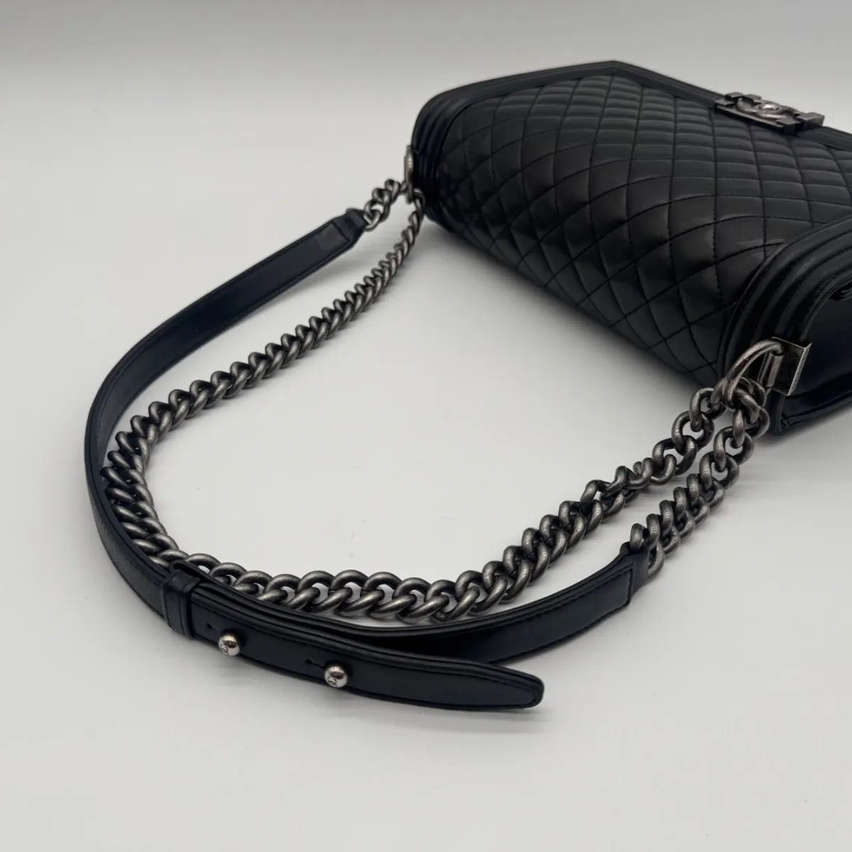 大人気✨CHANEL シャネル ショルダーバッグ ボーイシャネル ココマーク 
