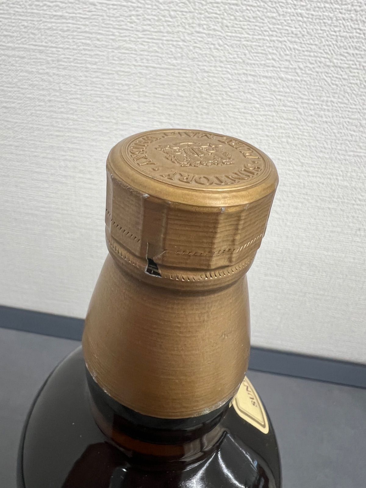 ◇未開栓 サントリー 山崎12年 旧ボトル向獅子マーク 木箱入り 750ml サントリー 山崎12年 旧ボトル 向獅子マーク 木箱付 - メルカリ