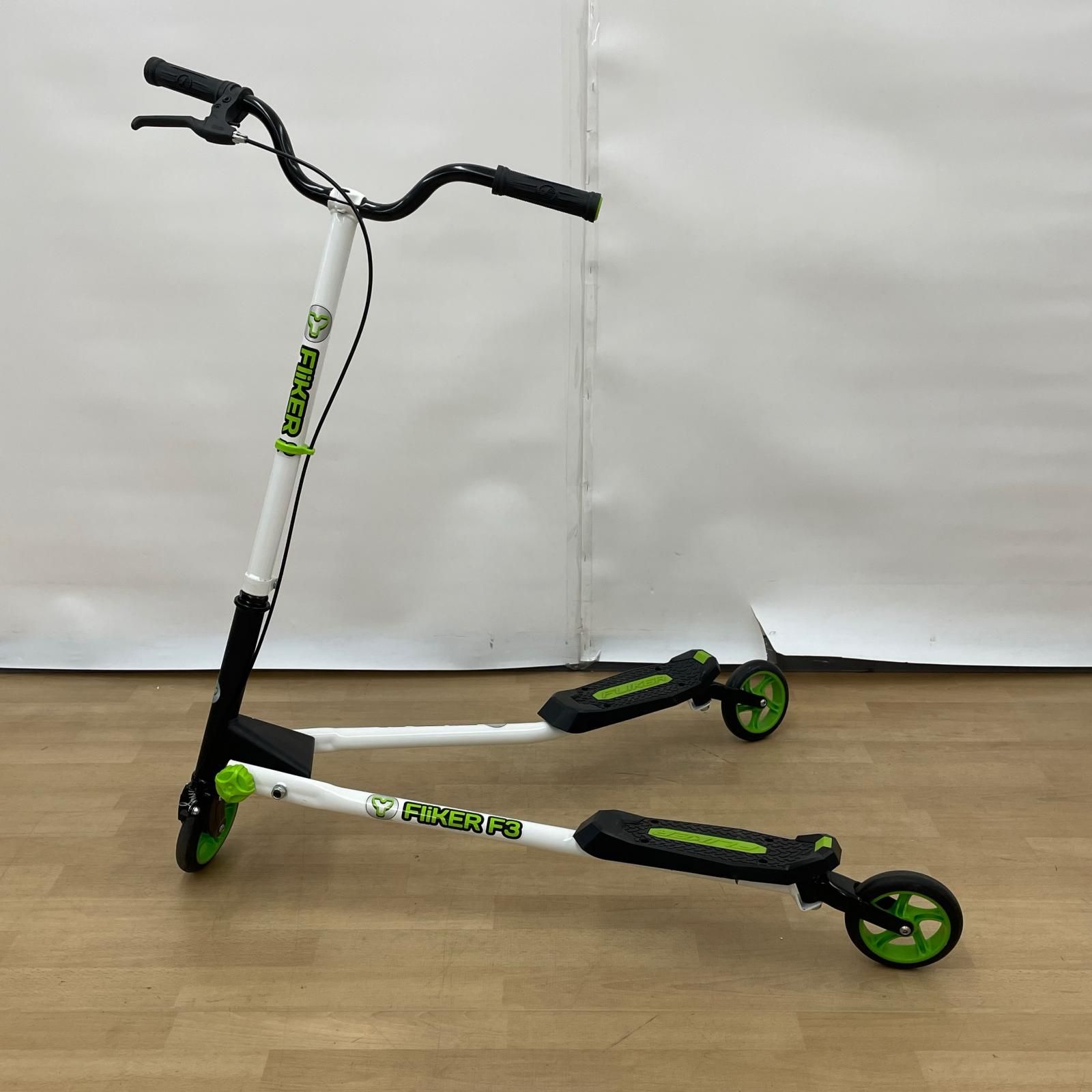 Y FLIKER F3 Yフリッカー 3輪キックボード ホワイト グリーン - メルカリ Y FLIKER F3 Yフリッカー 3輪キックボード ホワイト グリーン - メルカリ
