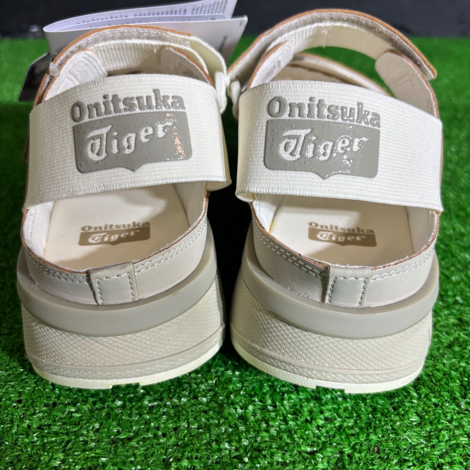 オニツカタイガー Onitsuka Tiger 靴 サンダル 新品 タグ付き ベージュ