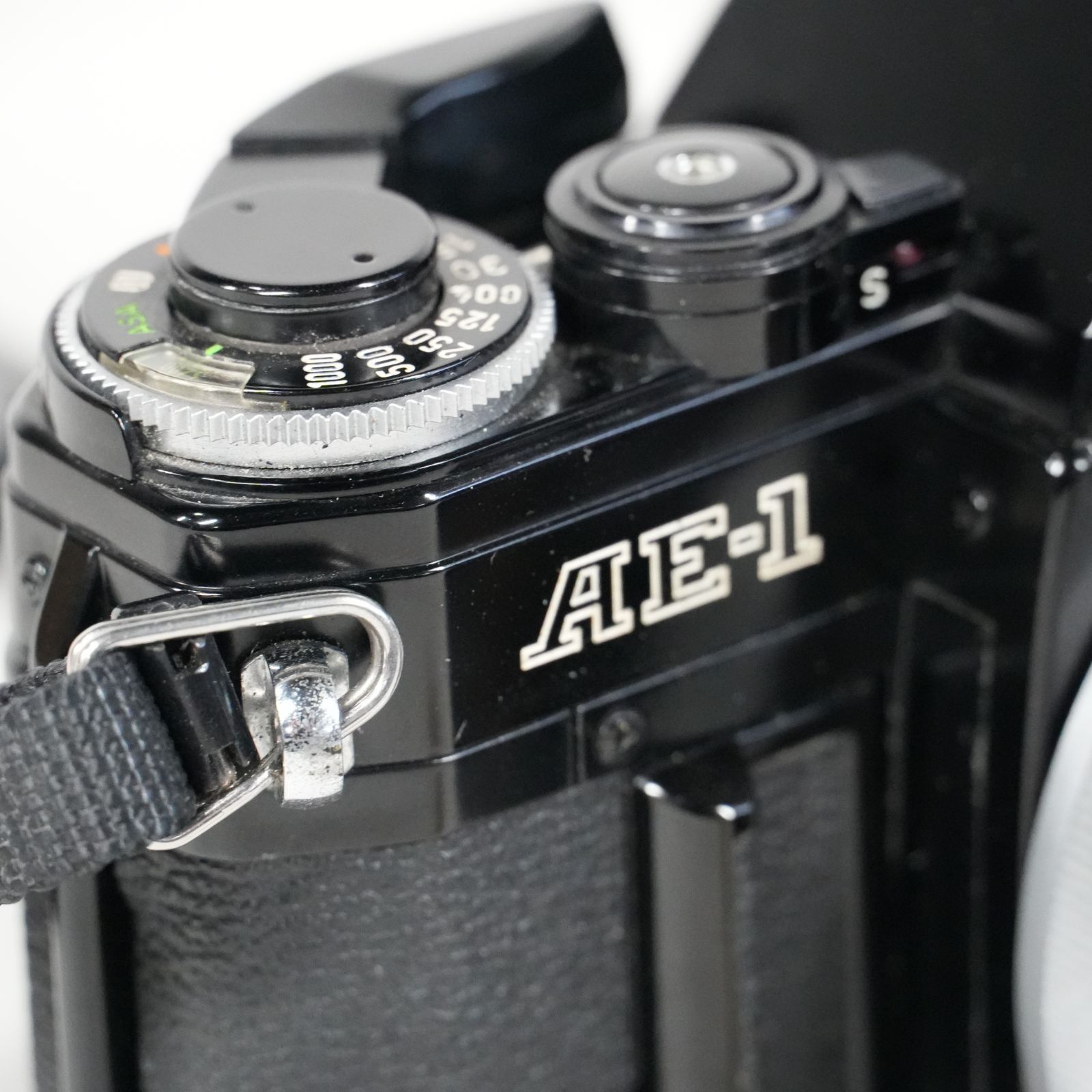 (ジャンク品)canon AE-1 FD 50mm F1.4 レンズ付き IM] ジャンク品 キヤノン 一眼レフカメラ FDレンズ付き Canon AE-1 FD