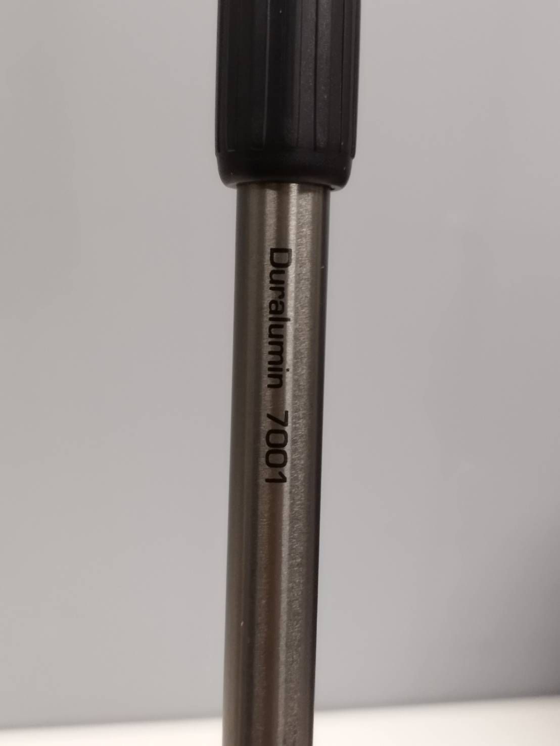 美品】MAGIC MOUNTAIN Wilderness Gear/MP301SL2/トレッキングポール