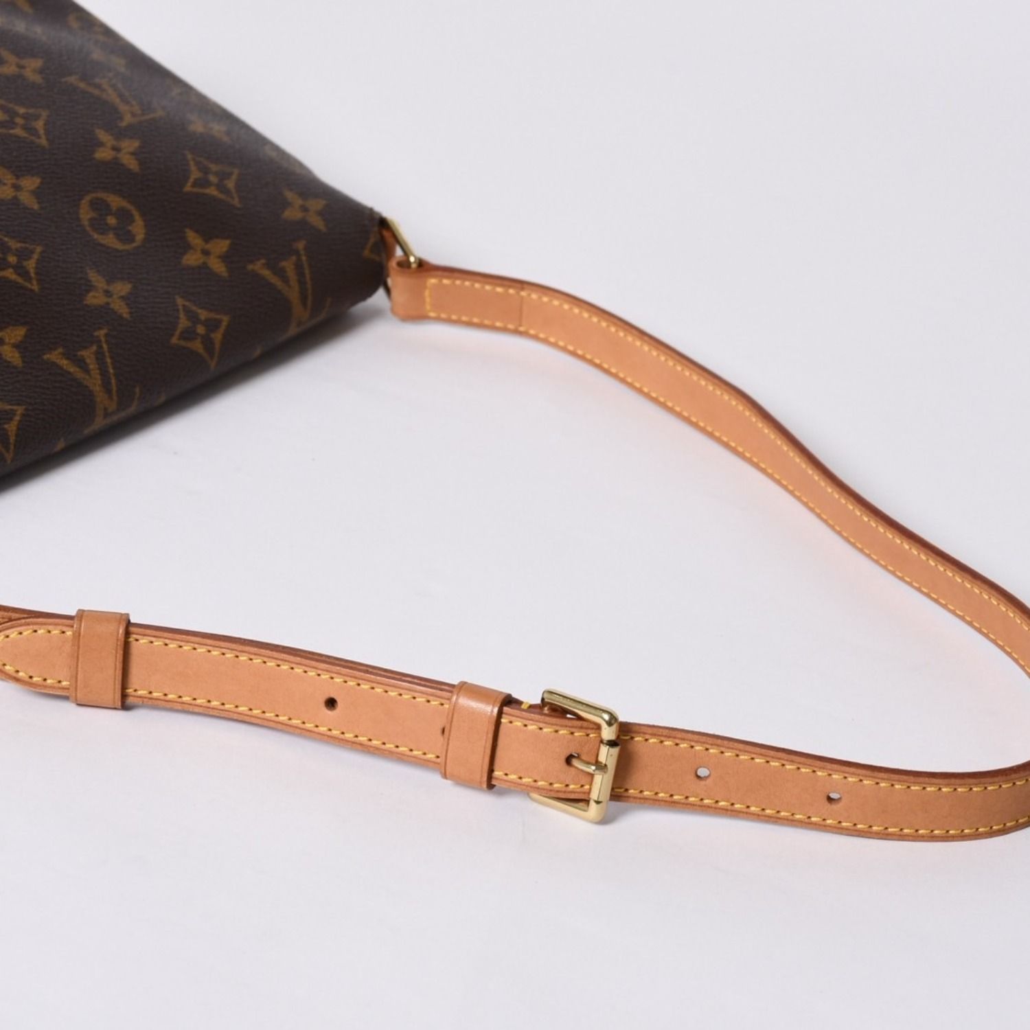 極美品 LOUIS VUITTON ルイヴィトン ミュゼットタンゴ ショルダー 