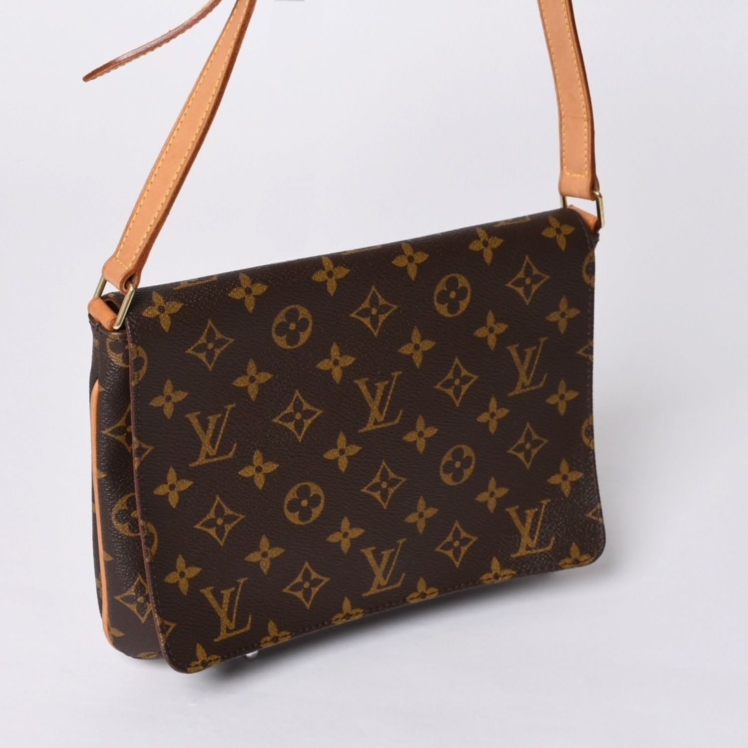 極美品 LOUIS VUITTON ルイヴィトン ミュゼットタンゴ ショルダー 