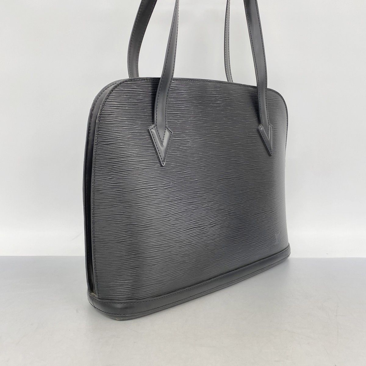 【6dc2596】ルイヴィトン ショルダーバッグ エピ リュサック M52282 ノワール【中古】レディース LOUIS VUITTON - ☆最終価格【6dc2596】ルイヴィトン ショルダーバッグ