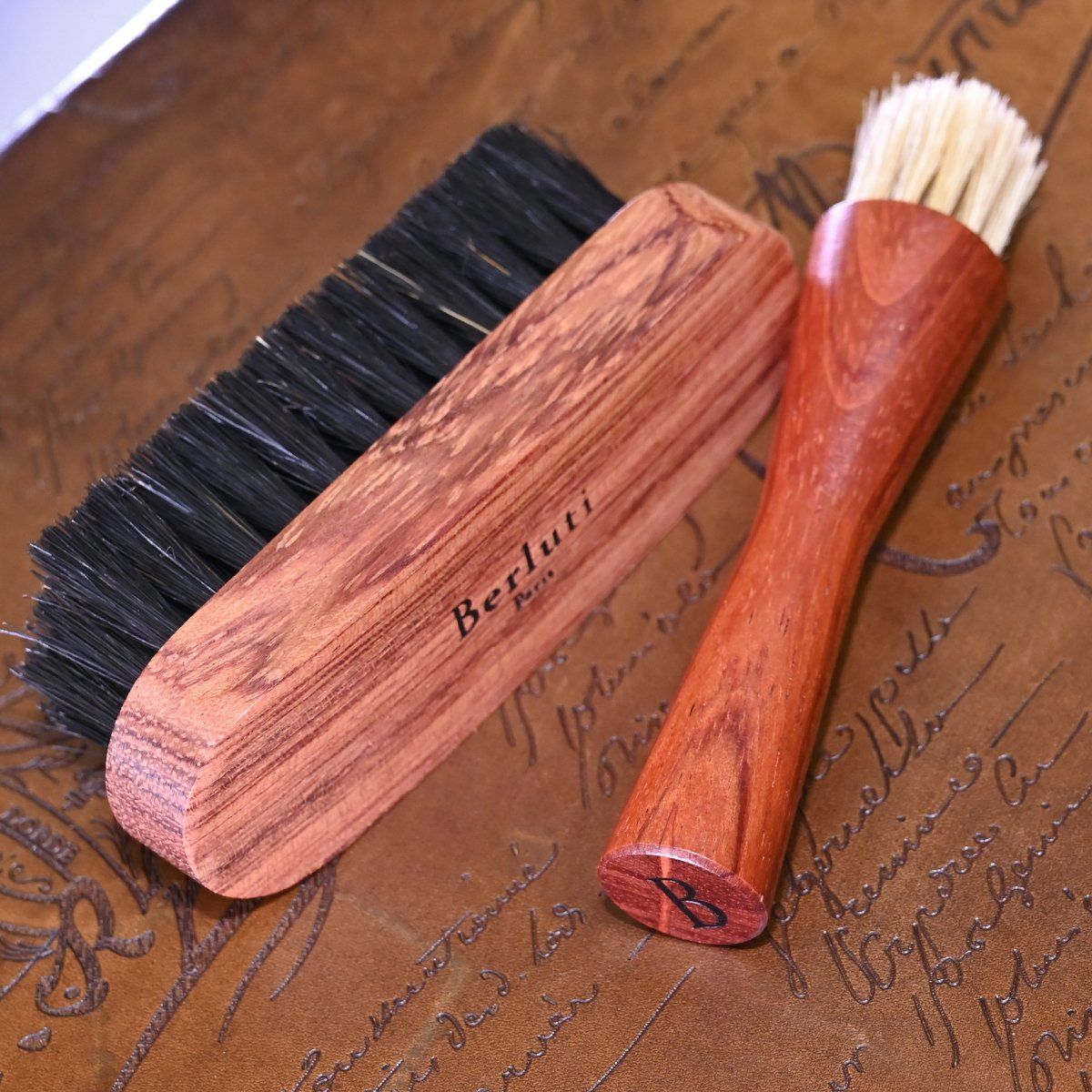 本物 美品 ベルルッティ×ウブロ 極希少 全面フルスクリット トバゴ 