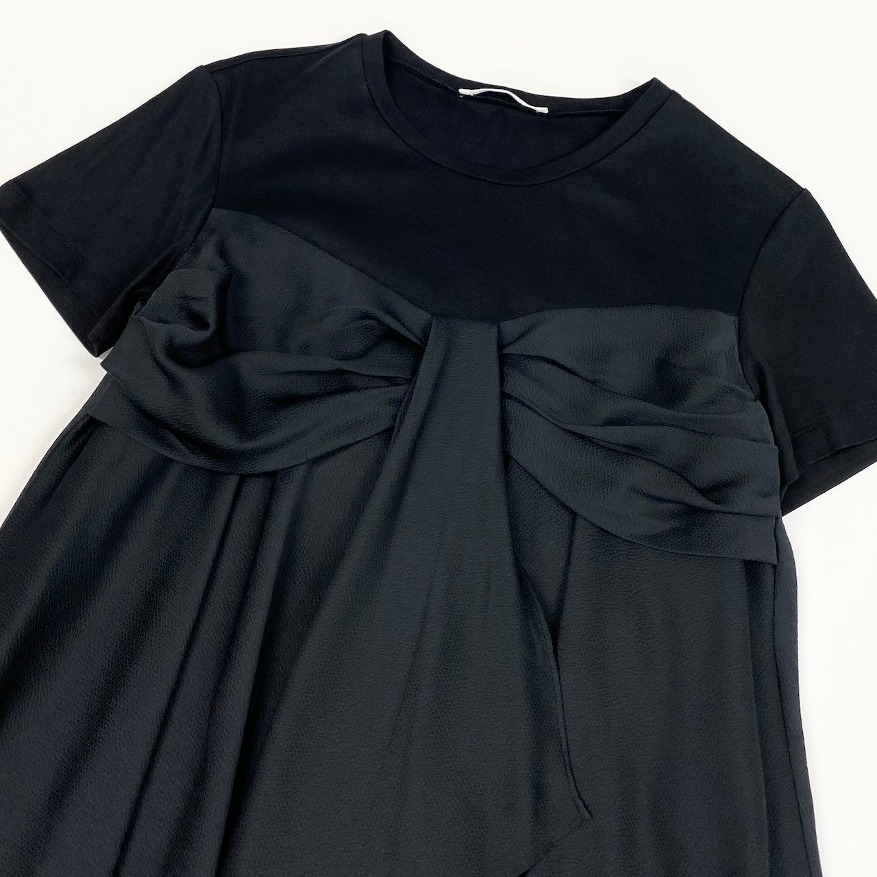 47d16 ADEAM アディアム 2021年 ラッフルドレープ カットソー 半袖Tシャツ トップス サイズ0 ブラック レディース 女性用u02t 47d16 ADEAM アディアム 2021年 ラッフルドレープ カットソー 半袖T