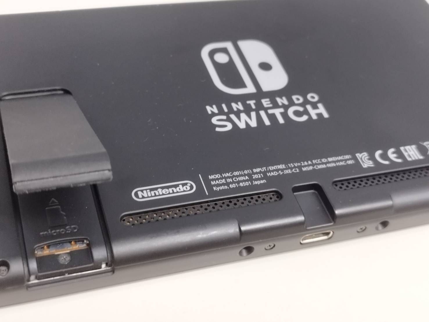 良品】Nintendo Switch 本体 HAC-001(-01)/2021年製/バッテリー強化版 
