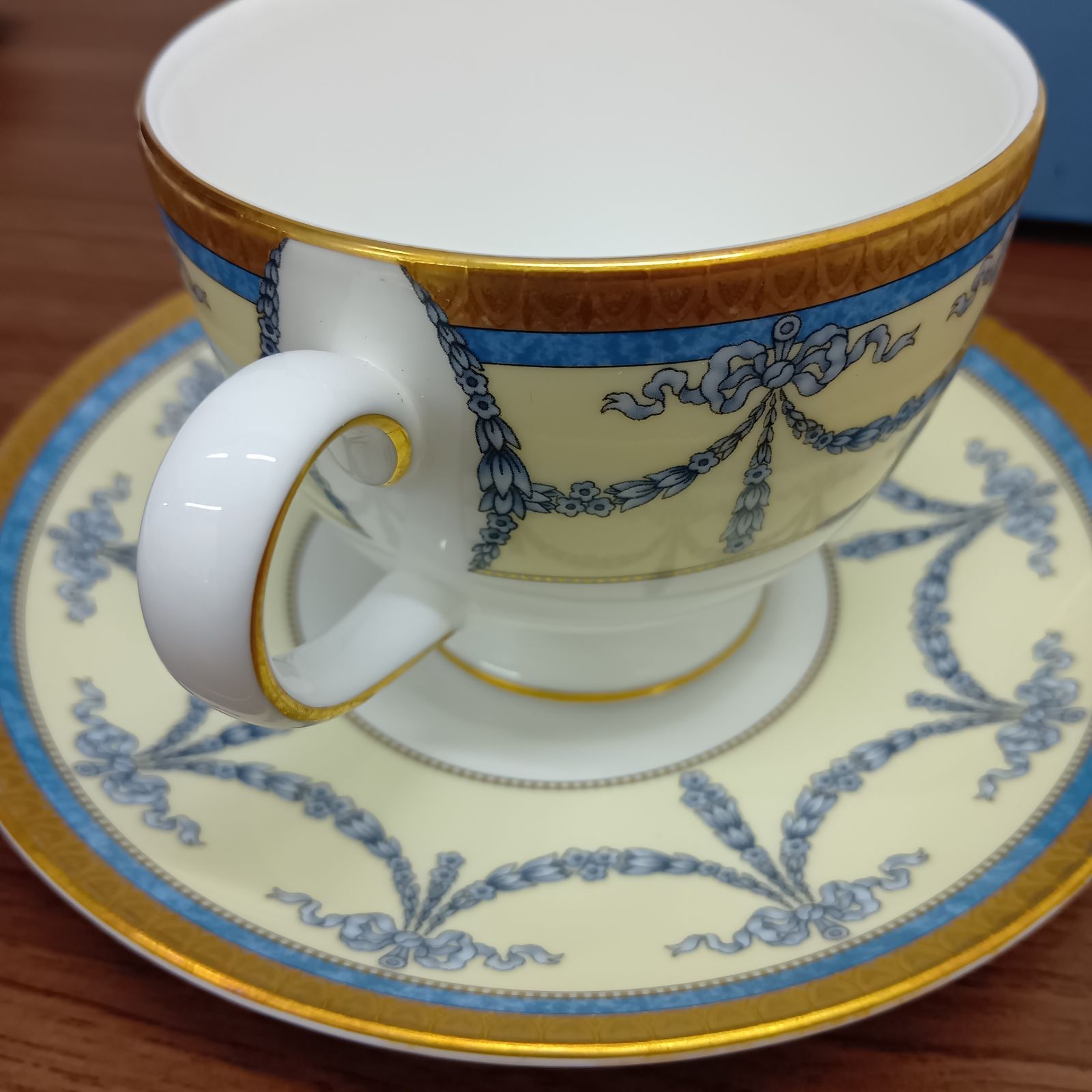 WEDGWOOD マデリン カップ＆ソーサー ウェッジウッド - メルカリ