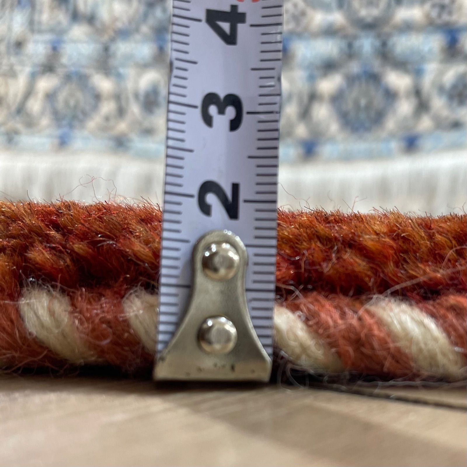 ペルシャ ギャッベ 座布団 大きめ 本物 手織り イラン産 43×46cm