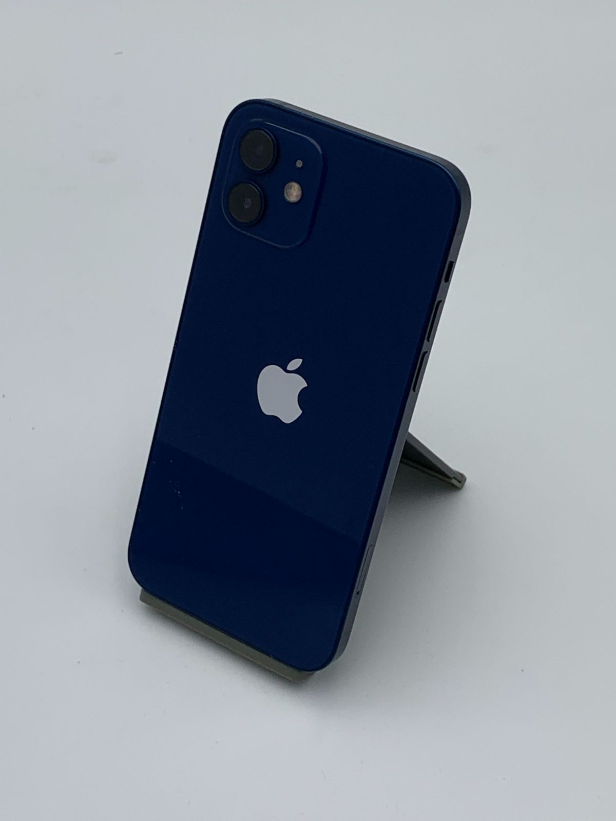 iPhone 12 128GB ブルー 中古 フレームキズ有 - メルカリ