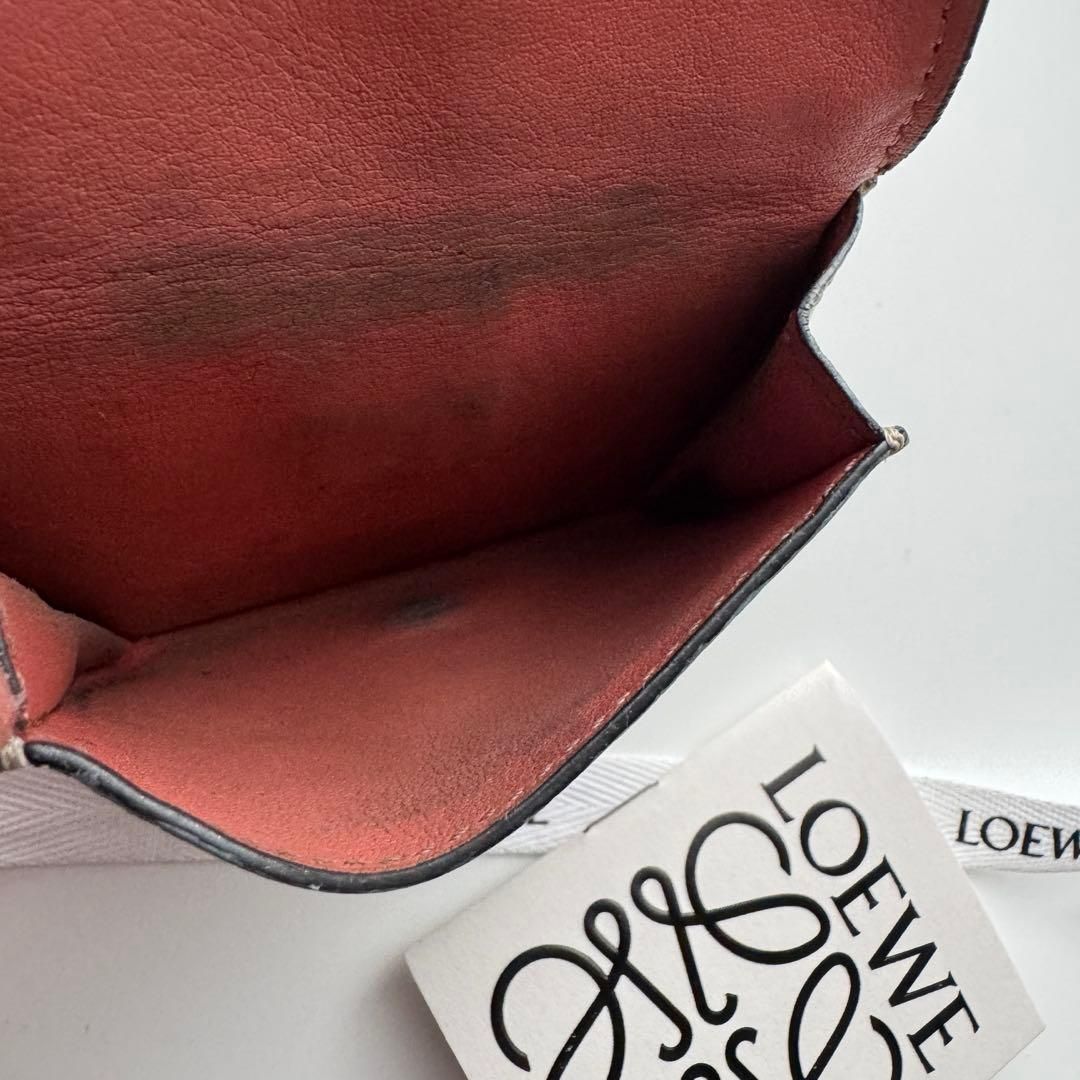 限定価格】 385 LOEWE ロエベ 3つ折り財布 - メルカリ