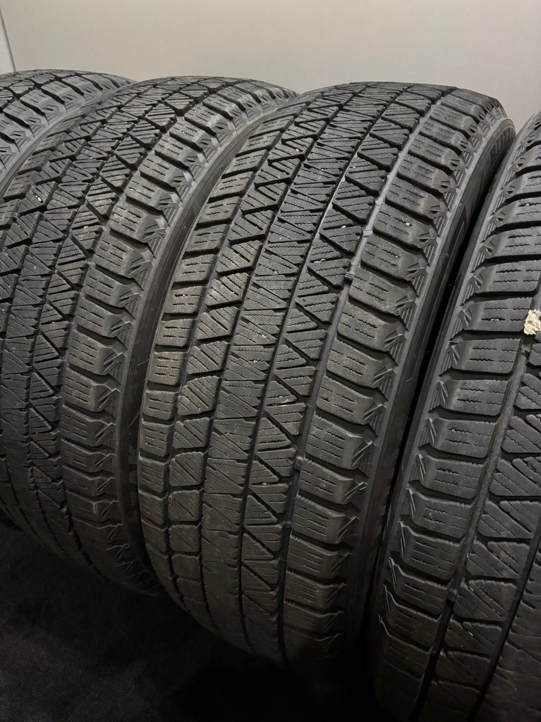 ☆225/55R19 BRIDGESTONE/DM-V3 20年製 スタッドレス 4本 ブリヂストン 