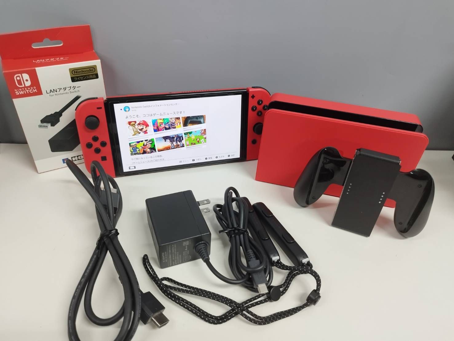 良品】Nintendo Switch 有機ELモデル HEG-001/2023年製/マリオレッド 