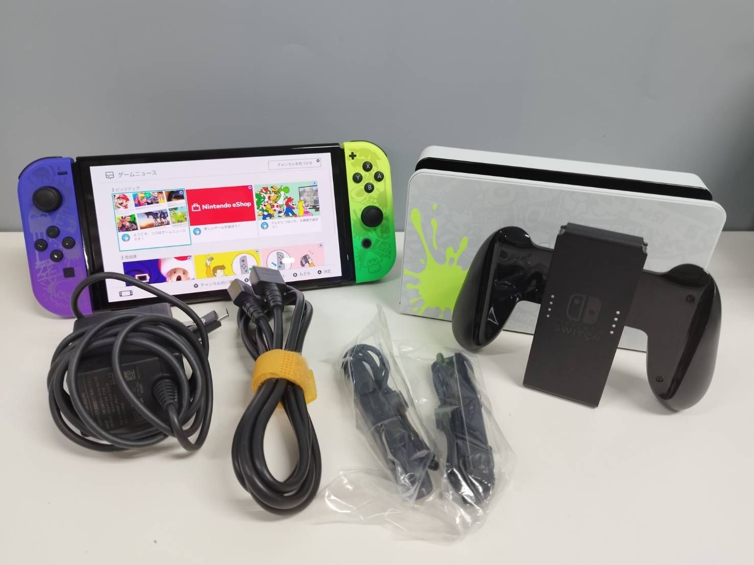 美品】Nintendo Switch 有機ELモデル HEG-001/2022年製/スプラトゥーン 