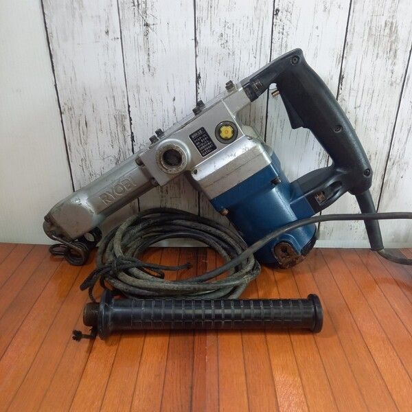 リョービ(RYOBI) CH-425 電動ハンマー【野田愛宕店】【店頭取引限定】【中古】管理番号：IT2O6JPHMFLM 中古】リョービ(RYOBI) 電動ハンマー CH-425【野田愛宕店】 - メルカリ
