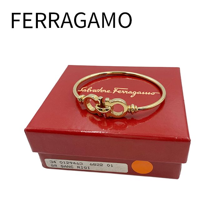 Salvatore Ferragamo ゴールドバングルブレスレット フェラガモ Salvatore Ferragamo バングル ガンチーニ ゴールド