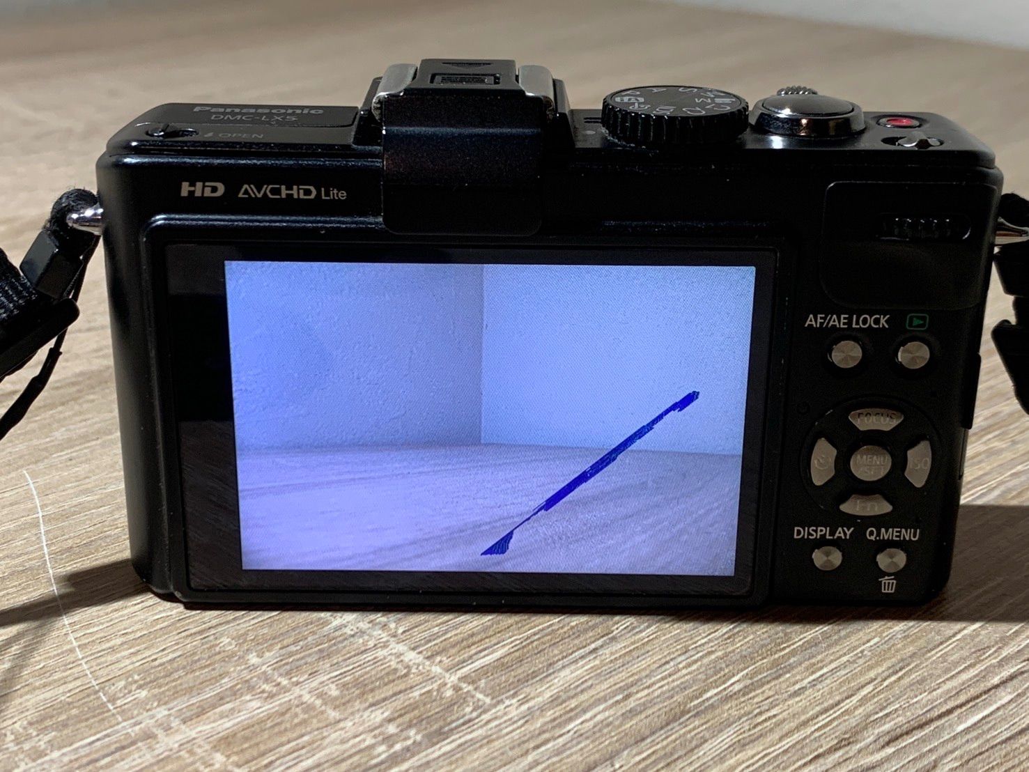 9803 Panasonic Lumix DMC-LX5 ブラック デジカメ ジャンク品【コ