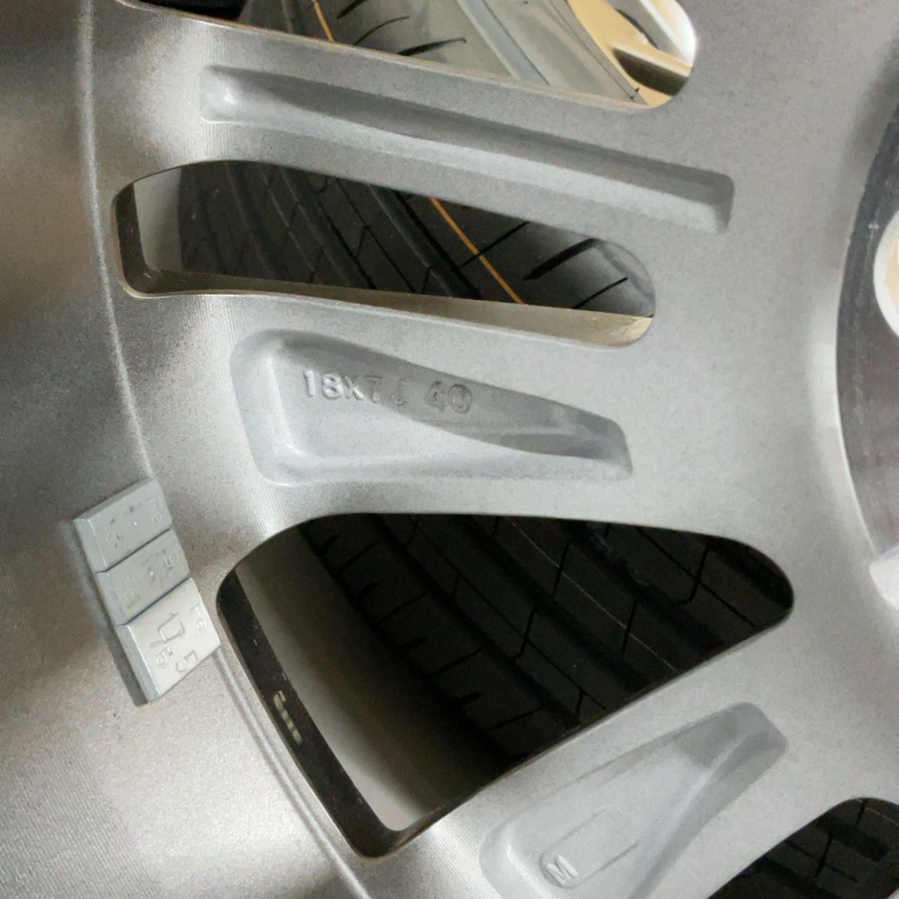 5穴 PCD120 18インチ 7J +40 アルファード 40系 純正 トヨタ 225/60R18 
