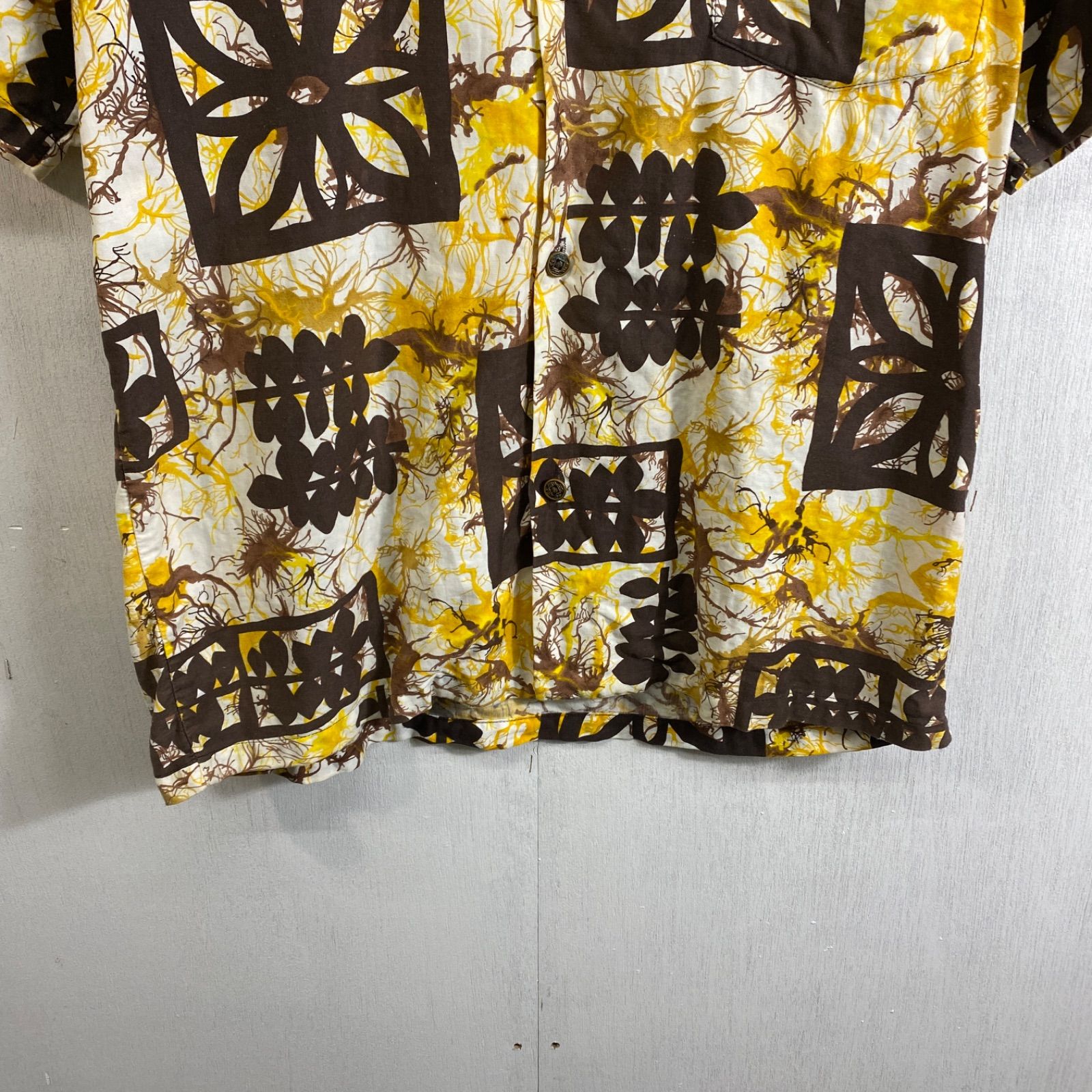 60s Surfside Sportswear アロハシャツ ハワイ 総柄 半袖 開襟 トライバル ボタニカル オープンカラー 古着 VINTAGE ブラウン系 D474 60s Surfside Sportswear アロハシャツ ハワイ 総柄 半袖 開襟