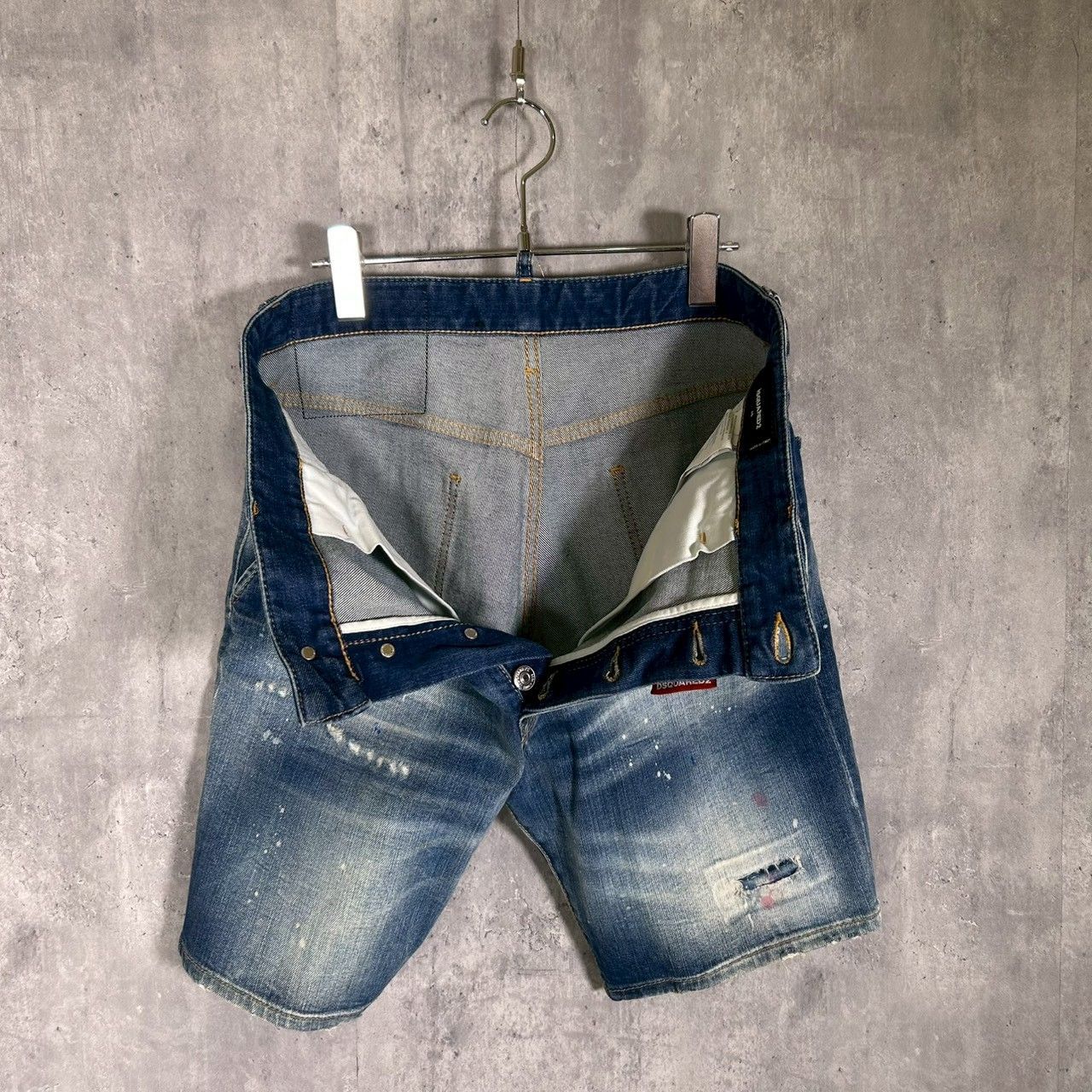 DSQUARED2』ディースクエアード (48) デニムショートパンツ - メルカリ