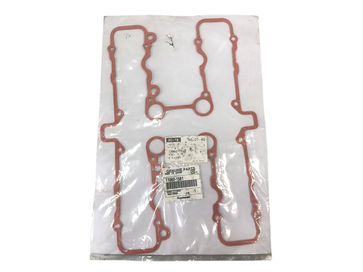 KAWASAKI KZ1000 A3 シリンダーヘッドカバーガスケット 品番11060-1581
