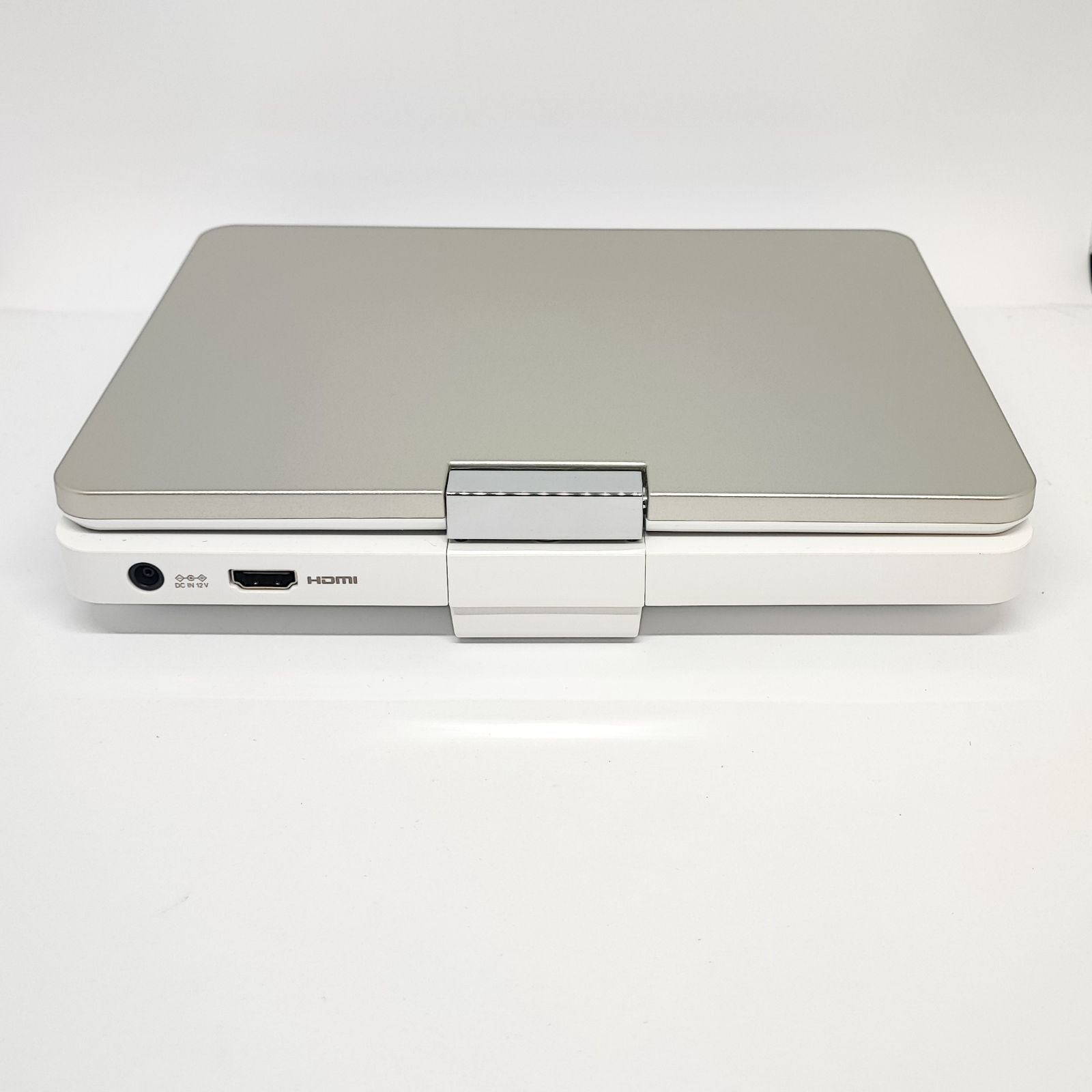 TOSHIBA ポータブルブルーレイディスクプレーヤー 2020年 25090207 美品 TOSHIBA ポータブル ブルーレイディスクプレーヤー 2020