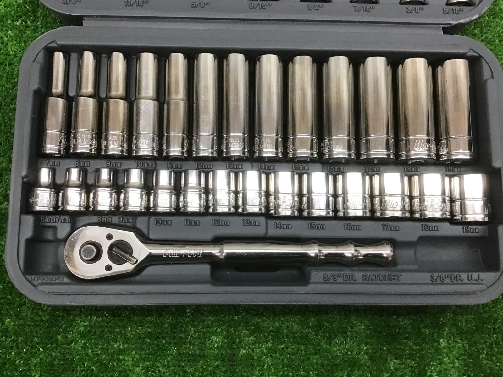 ドライバー・レンチ スナップオン 薄型ラチェットソケットセット 8-18mm