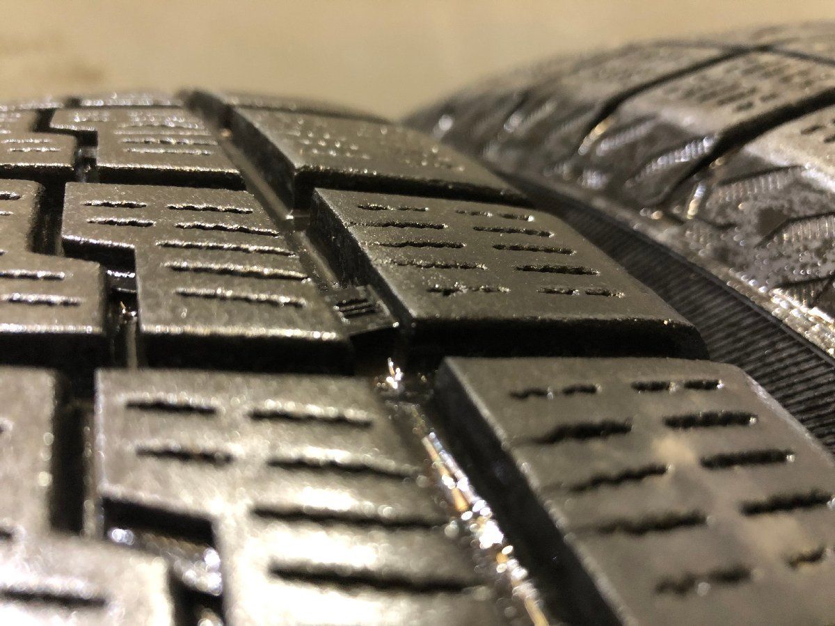 YOKOHAMA ice GUARD iG70 205/60R16 16インチ スタッドレス 4本 21年製 バリ溝 ステップワゴン ヴォクシー プリウスα ノア等　(KTH528) YOKOHAMA ice GUARD iG70 205/60R16 16インチ スタッドレス 4本 21年製