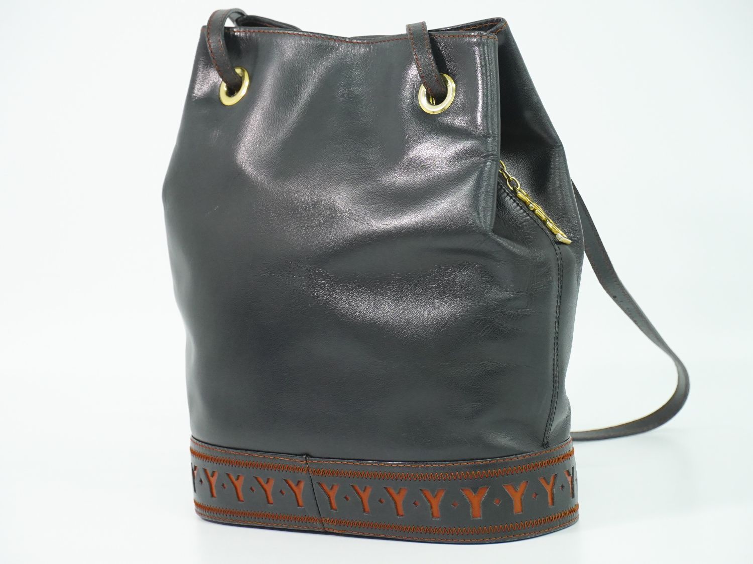本物 イヴ サンローラン YVES SAINT LAURENT YSL レザー ショルダー 