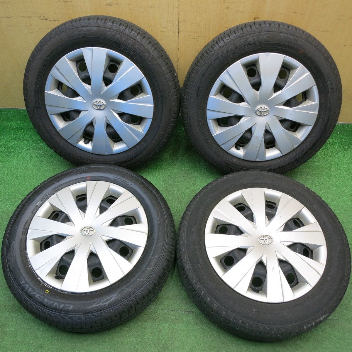 【TOYO SD-7 175/65R15】【トヨタ カローラフィールダー 純正ホイール 15インチ 5J4HPCD100+39】2018年製 バリ溝 ヴィッツ等にも　(MTK108) クレジットカード QRコード決済可能 トヨタ カローラフィールダー 純正 スチールホイール 15インチ 5J +40